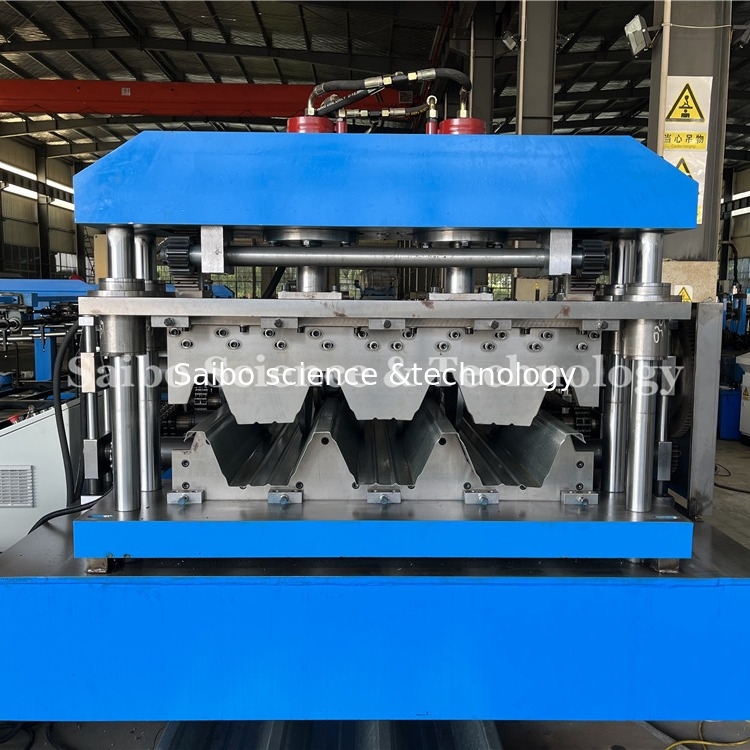 22KW X 2 Floor Deck Roll Forming Machine Chains Drive Guide Rail Structure